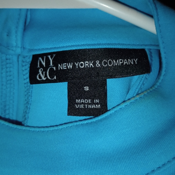 NWT New York & Company Belted Halter Flare Dress - City Knits Size Small - Picture 9 of 12